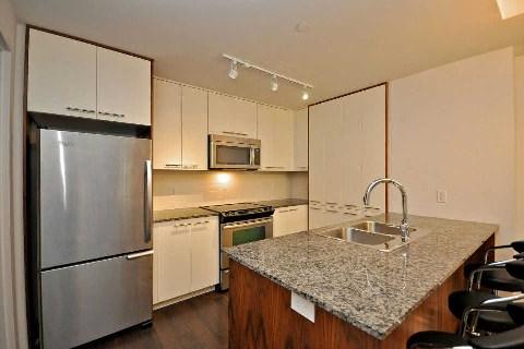 th101 - 1 Valhalla Inn Rd, Townhouse with 3 bedrooms, 3 bathrooms and 1 parking in Toronto ON | Image 6