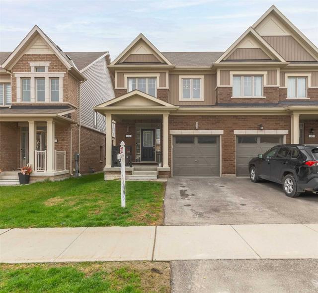 39 Donnan Dr, House semidetached with 3 bedrooms, 2 bathrooms and 3 parking in New Tecumseth ON | Image 1