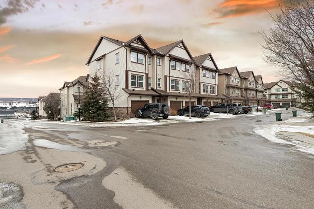 109 - 28 Heritage Drive, Home with 2 bedrooms, 2 bathrooms and 2 parking in Kananaskis AB | Image 32