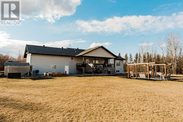 2 - 70020 Rge Rd 64a, House detached with 3 bedrooms, 2 bathrooms and 6 parking in Greenview No. 16 AB | Image 34