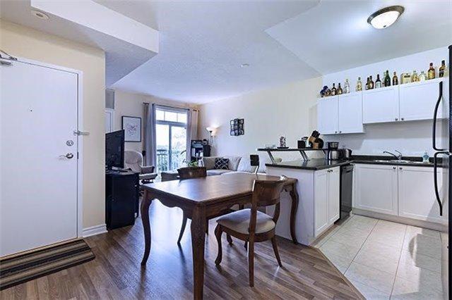 Th27 - 36 Gibson Ave, Townhouse with 1 bedrooms, 1 bathrooms and 1 parking in Toronto ON | Image 4