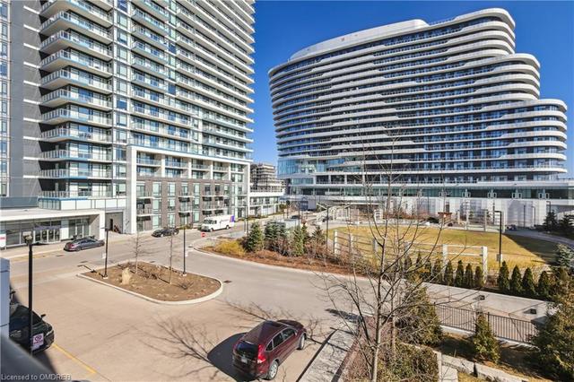 302 - 2560 Eglinton Avenue W, House attached with 1 bedrooms, 2 bathrooms and 2 parking in Toronto ON | Image 19