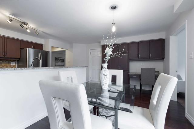 5963 Bell Harbour Dr, House detached with 4 bedrooms, 4 bathrooms and 6 parking in Mississauga ON | Image 3