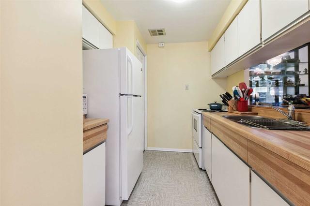 733 - 73 Mccaul St, Condo with 2 bedrooms, 1 bathrooms and 0 parking in Toronto ON | Image 4