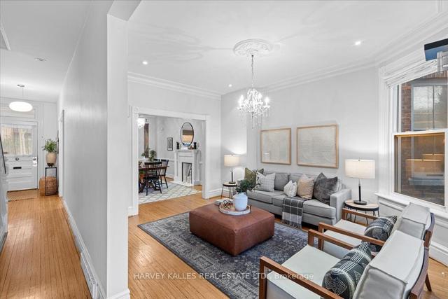 114 Wells St, House semidetached with 4 bedrooms, 2 bathrooms and 1 parking in Toronto ON | Image 34