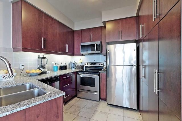 704 - 223 Webb Dr, Condo with 2 bedrooms, 2 bathrooms and 1 parking in Mississauga ON | Image 5