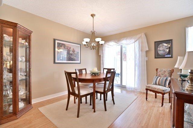 7 - 2252 Walker's Line, Townhouse with 3 bedrooms, 3 bathrooms and 1 parking in Burlington ON | Image 5
