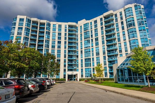 1109 - 360 Watson St W, Condo with 2 bedrooms, 2 bathrooms and 1 parking in Whitby ON | Image 1