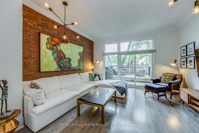 217 Mutual St, House attached with 3 bedrooms, 3 bathrooms and 2 parking in Toronto ON | Image 12