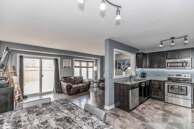 unit 8 - 20 C Line, House attached with 3 bedrooms, 3 bathrooms and 2 parking in Orangeville ON | Image 9