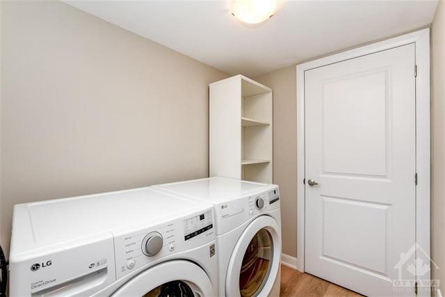 903 Lixnaw Court, Townhouse with 2 bedrooms, 2 bathrooms and 2 parking in Ottawa ON | Image 5