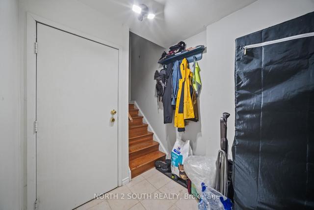 106 Benjamin Boake Tr, House semidetached with 4 bedrooms, 3 bathrooms and 5 parking in Toronto ON | Image 29