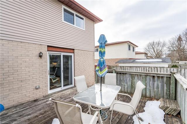 101a Northlake Drive, House semidetached with 3 bedrooms, 2 bathrooms and 3 parking in Waterloo ON | Image 37
