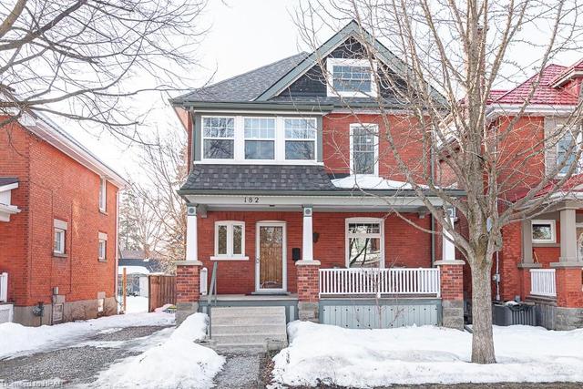 182 John Street N, House detached with 3 bedrooms, 1 bathrooms and null parking in Stratford ON | Image 1