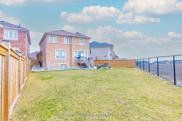 58 Masken Circ, House detached with 4 bedrooms, 4 bathrooms and 6 parking in Brampton ON | Image 4