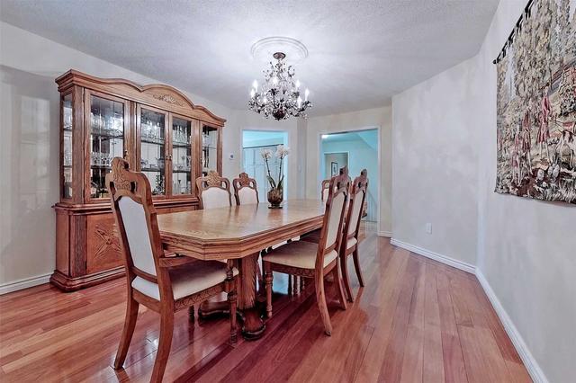129 Beverley Glen Blvd, House detached with 4 bedrooms, 4 bathrooms and 5 parking in Vaughan ON | Image 5