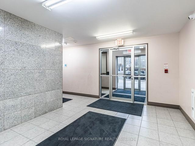 206 - 251 Lester St, Condo with 5 bedrooms, 2 bathrooms and 0 parking in Waterloo ON | Image 12