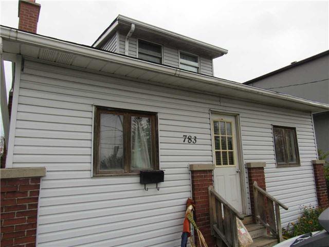 783 Midland Ave, House detached with 3 bedrooms, 3 bathrooms and 3 parking in Toronto ON | Image 1