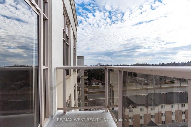 914 - 3650 Kingston Rd, Condo with 2 bedrooms, 2 bathrooms and 1 parking in Toronto ON | Image 24