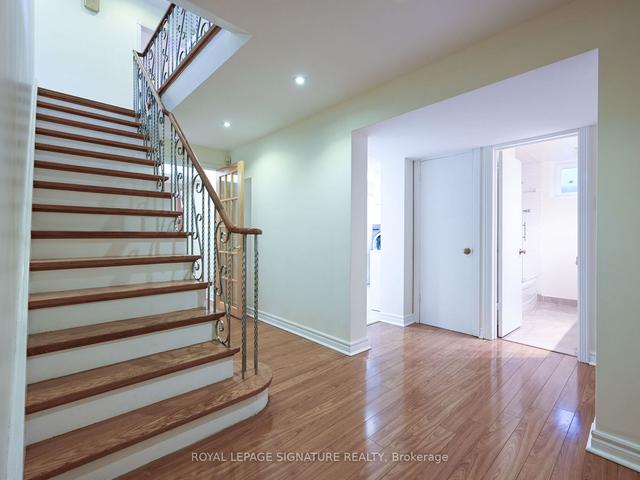 20 Ravensbourne Cres, House detached with 3 bedrooms, 4 bathrooms and 6 parking in Toronto ON | Image 19