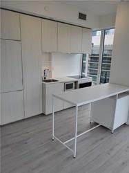 2913 - 77 Shuter St, Condo with 2 bedrooms, 2 bathrooms and 0 parking in Toronto ON | Image 2
