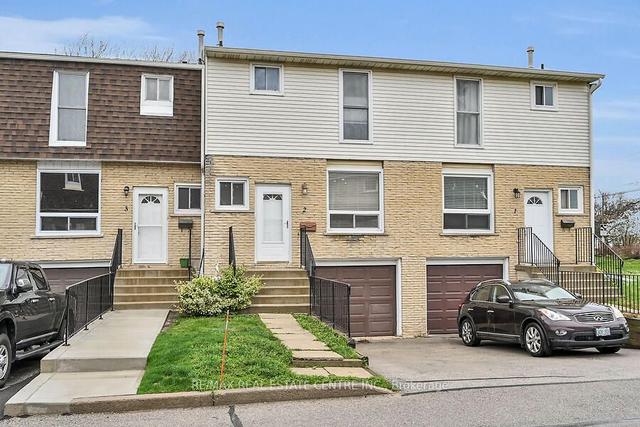2 - 1338 Upper Gage Ave, Townhouse with 3 bedrooms, 2 bathrooms and 2 parking in Hamilton ON | Image 1