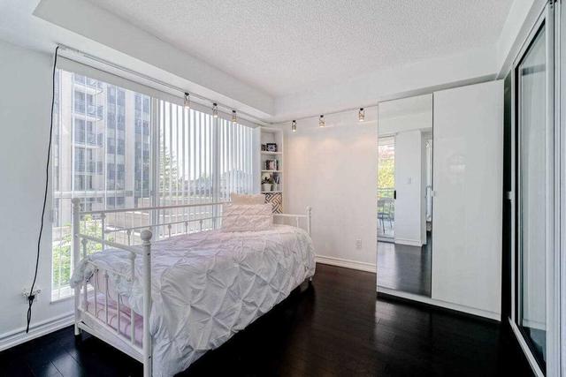 302 - 18 Hollywood Ave, Condo with 1 bedrooms, 1 bathrooms and 1 parking in Toronto ON | Image 11