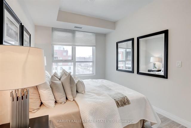 522 - 22 East Haven Dr, Condo with 2 bedrooms, 2 bathrooms and 1 parking in Toronto ON | Image 15