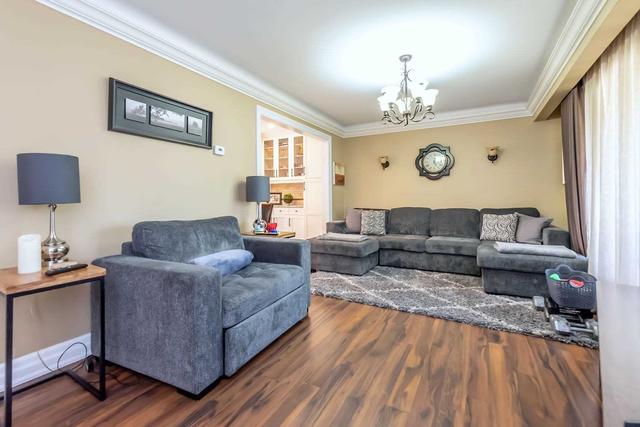 6 Craiglee Terr, House detached with 2 bedrooms, 3 bathrooms and 6 parking in St. Catharines ON | Image 8