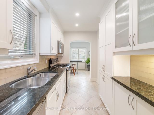 349 Castlefield Ave, House detached with 4 bedrooms, 3 bathrooms and 2 parking in Toronto ON | Image 6