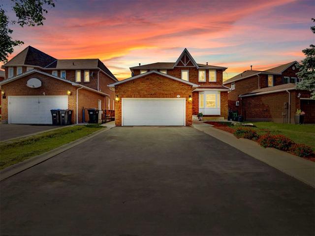 25 Porteous Circ, House detached with 4 bedrooms, 4 bathrooms and 6 parking in Brampton ON | Image 1