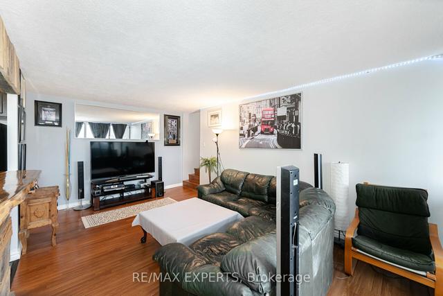 703 - 530 Lolita Gdns, Condo with 3 bedrooms, 1 bathrooms and 1 parking in Mississauga ON | Image 20