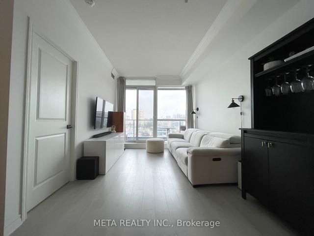 406 - 2885 Bayview Ave, Condo with 1 bedrooms, 1 bathrooms and 1 parking in Toronto ON | Image 3