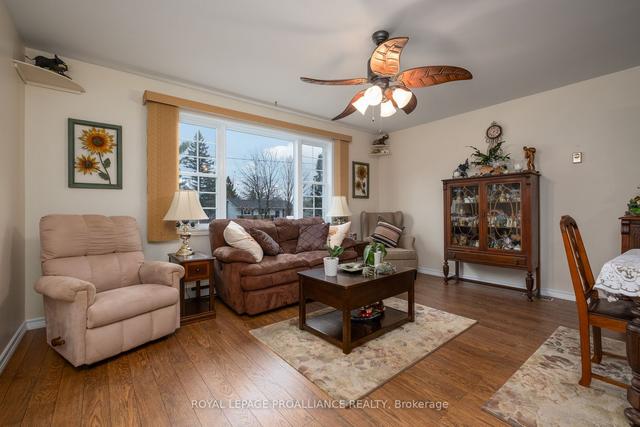 659 Aylmer Cres, House detached with 4 bedrooms, 3 bathrooms and 4 parking in Kingston ON | Image 28