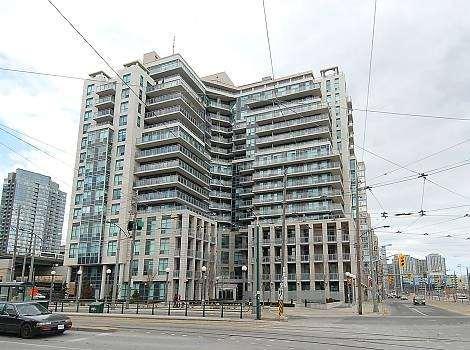 lph5 - 410 Queens Quay Way W, Condo with 2 bedrooms, 2 bathrooms and 1 parking in Toronto ON | Image 3