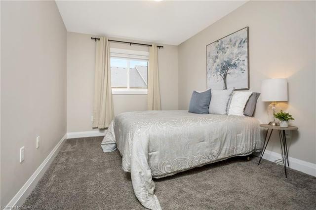 118-4 Simmonds Drive, House attached with 3 bedrooms, 2 bathrooms and 2 parking in Guelph ON | Image 16