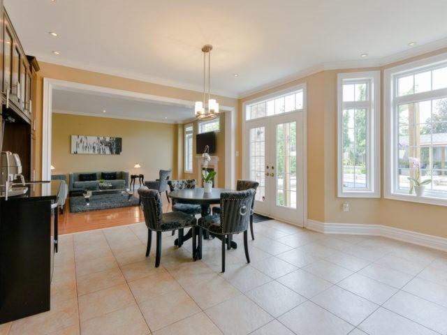 29 Castlegate Blvd, House detached with 4 bedrooms, 6 bathrooms and 6 parking in Brampton ON | Image 12