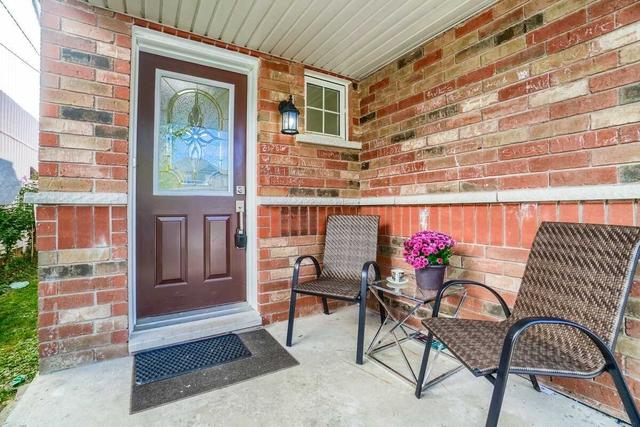 624 Rossellini Dr, House semidetached with 3 bedrooms, 4 bathrooms and 3 parking in Mississauga ON | Image 23