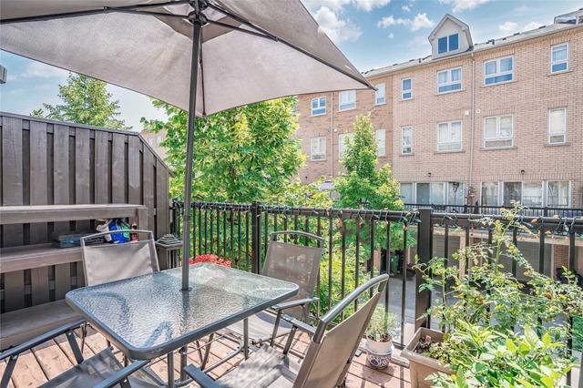 957 The Queensway, House attached with 4 bedrooms, 3 bathrooms and 2 parking in Toronto ON | Image 10