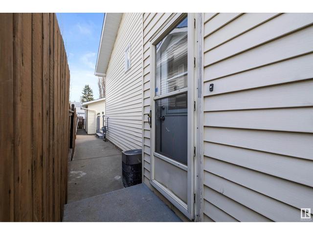 3023 37 St Nw, House detached with 3 bedrooms, 2 bathrooms and 3 parking in Edmonton AB | Image 25