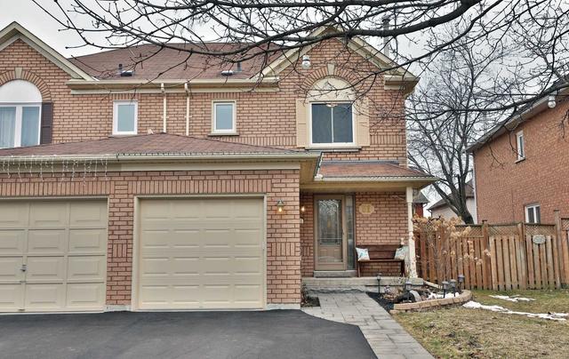 51 Harnesworth Cres, House semidetached with 3 bedrooms, 3 bathrooms and 3 parking in Hamilton ON | Image 1