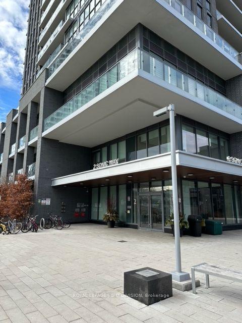 1205 - 2 Sonic Way, Condo with 1 bedrooms, 2 bathrooms and 1 parking in Toronto ON | Image 12