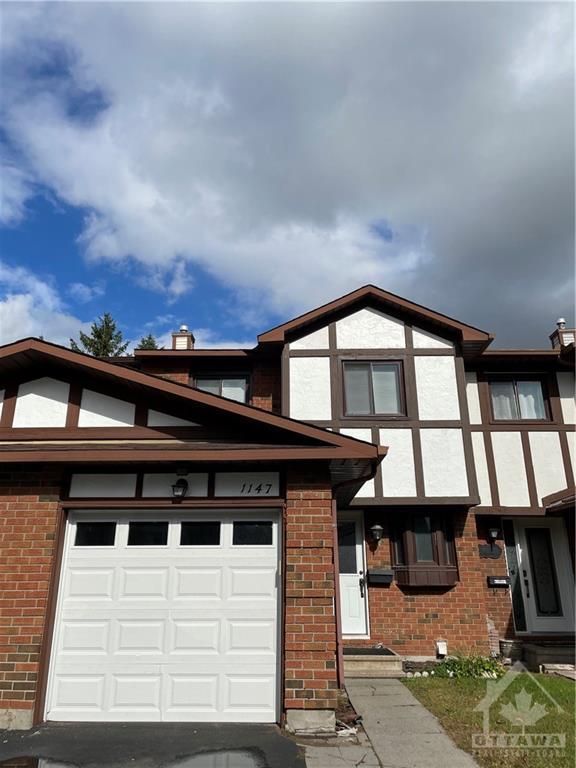 1147 Millwood Court, Townhouse with 3 bedrooms, 3 bathrooms and 2 parking in Ottawa ON | Image 1
