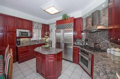 81 Roxbury St, House detached with 4 bedrooms, 5 bathrooms and 4 parking in Markham ON | Image 5