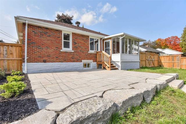 73 Christopher Dr, House detached with 2 bedrooms, 2 bathrooms and 3 parking in Cambridge ON | Image 22