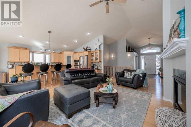 9521 Wedgewood Drive S, House detached with 4 bedrooms, 2 bathrooms and 6 parking in Grande Prairie County No. 1 AB | Image 8