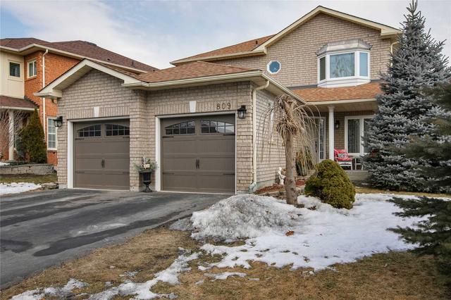809 Best Circ, House detached with 4 bedrooms, 3 bathrooms and 6 parking in Newmarket ON | Image 1