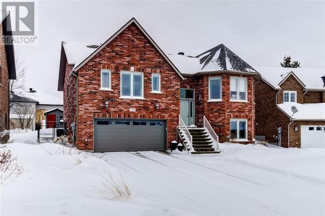 150 Sapphire Court, House detached with 4 bedrooms, 3 bathrooms and null parking in Greater Sudbury ON | Card Image