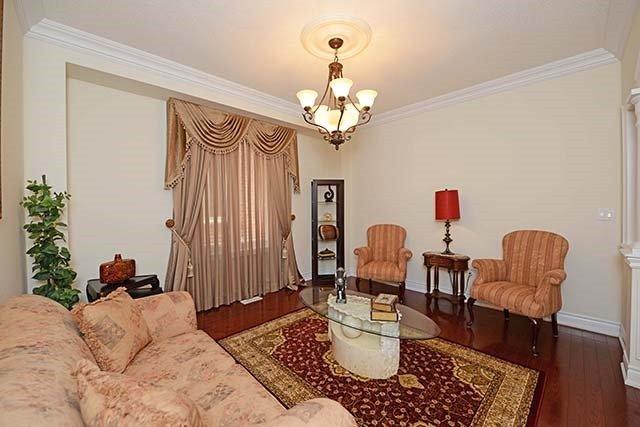 8 Via Avellino Rd, House detached with 4 bedrooms, 5 bathrooms and 4 parking in Vaughan ON | Image 4