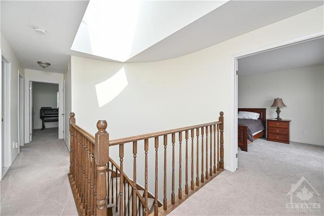 757 Montcrest Drive, House detached with 4 bedrooms, 3 bathrooms and 6 parking in Ottawa ON | Image 17